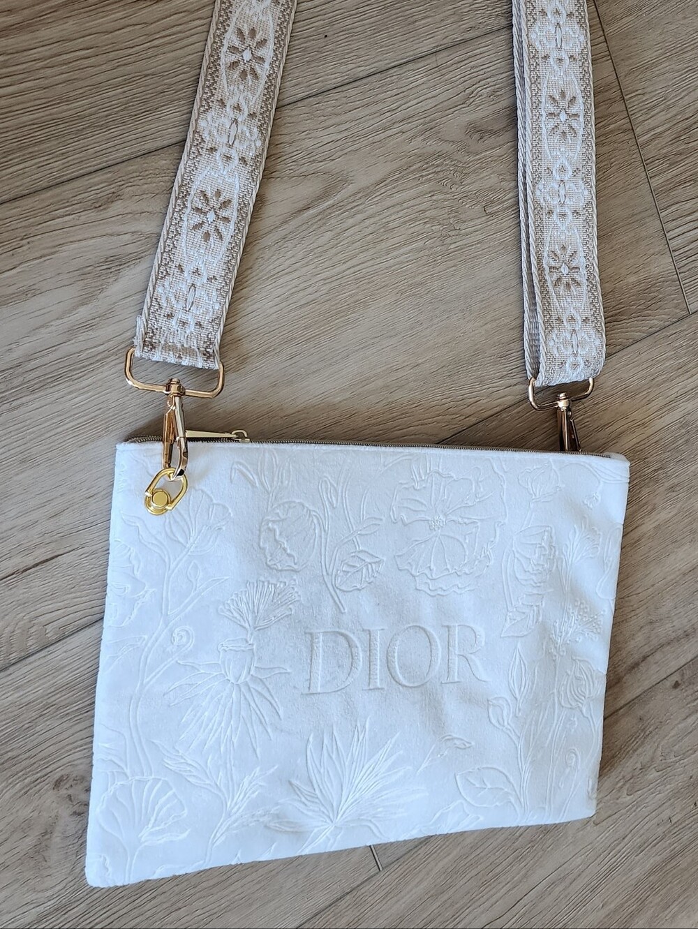 Dior White Floral Embroidered Logo Velvet Bag With Crossbody Strap New In Box